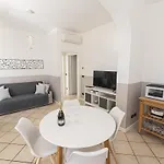 House Apartman