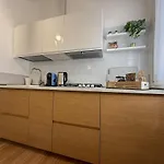 House Apartman *